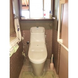 築40年の2部屋のトイレを1部屋に改修し快適に！