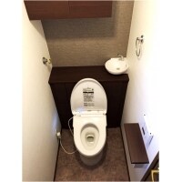 棚・収納・洗面器付きのトイレで別世界に変身!