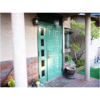 築25年経年劣化で色褪せたドアが爽やかに生まれ変わりました!