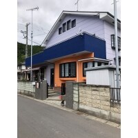 シーリング打ち替えにより雨漏りの解消と外壁塗装でまるで新築!