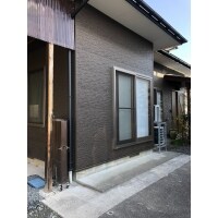 外壁サイディングと窓交換で断熱効果に長けた美しい外観へ