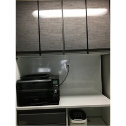 収納も増えて、すっきりしました。扉はホーローなので、熱に強く、お掃除しやすくなりました。