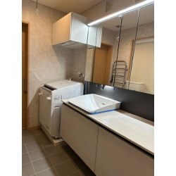 リクシル洗面化粧台ルミシスへ交換