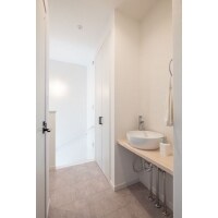 清潔感には白が一番