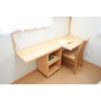 【新築】簡単な折り畳み式の机