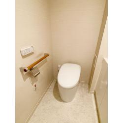 リフォーム後のトイレ：TOTO ネオレスト RS1