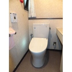 お手入れしやすい節水トイレに交換（安心のリフォームパック）