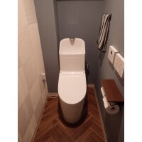 色や材質でイメージチェンジ!クラシカルなトイレに