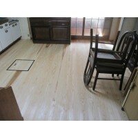 DKの床を杉のフローリングに張替え