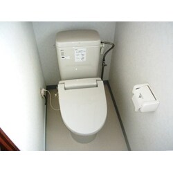 統一感のあるすっきりトイレに変身