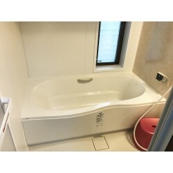 「きれいなキッチン＆バス＆トイレに」とのご要望にお応えして、内装までガラリと変えたリフォーム施工例をご紹介します。