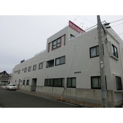 店舗の外装をリニューアル