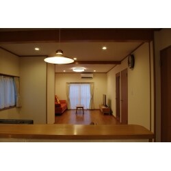 さわやかな風と家族の笑顔を結ぶ広々空間の家