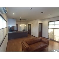 キッチンと和室の間仕切り壁を撤去し広々としたLDKに