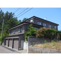 落ち着いた雰囲気の外壁へ張替えて新築気分に