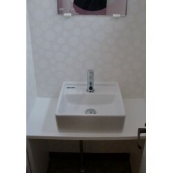 店舗トイレの手洗いコーナーをベッセル型洗面台にリフォームしました。