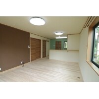 車椅子生活も自然素材につつまれて気持ち良く