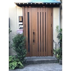 親子ドアへ