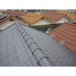 突風？で壊れた屋根の葺き替え工事
