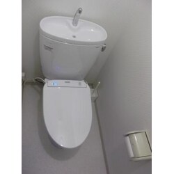 最新のエコトイレにリフォーム！
