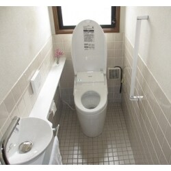 和式→洋式トイレへ　バリアフリーリフォームで安心できる家へ