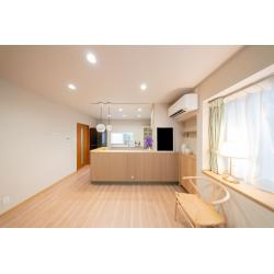 築30年の住まいを、ご主人のご退職を機にキッチンリフォーム。