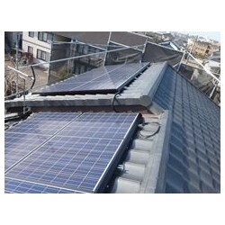屋根葺き替えして太陽光発電工事