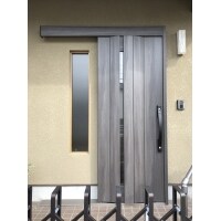 玄関開きドアから引戸に