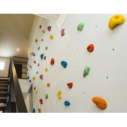 【新築】おうちで楽しくボルダリング!