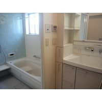 限られた洗面浴室でユニットバスを広くしたい