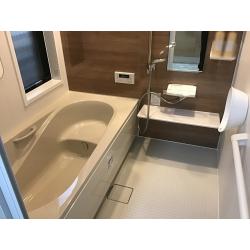 手すりの設置や段差をなくすことで家族全員が安心して生活できます。