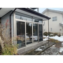 暖かい玄関になって過ごしやすい！風除室設置リフォーム