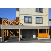 雪対策も万全!バルコニーを兼ねた大型カーポート