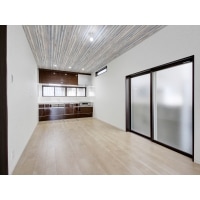 祖父から父へ、そして子へと受け継がれる家