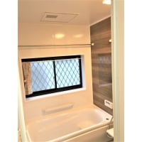 統一感のある浴室と洗面室