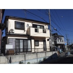 天候が不安定でしたが無事に完成。H様が気になさっていた屋根の状態も施工前後の画像をお渡ししご安心いただけて良かったです。