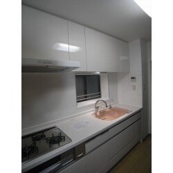掃除がしやすく綺麗なマンションキッチンリフォーム
