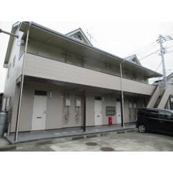 海沿いに立地している木造アパート。海沿いならではのお悩みも解決し、オーナー様は大変満足していました。