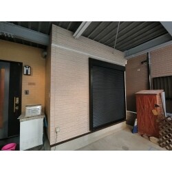 ●増改築・・・１階の玄関横に洋室６畳を増築しました。　　　　　　　　　　　　　　　　　　　　　　　　　　　　　　　　　●外壁塗装・屋根塗装