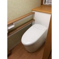 T社のネオレスト手洗器付 Sサイズ カウンタータイプを設置致しました。
クロス・CFも張り替え、スッキリとした空間に生まれ変わりました。