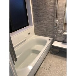 既存ユニットからT社の最新式ユニットへリフォーム致しました。