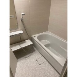 T社のマンションリモデルWYシリーズを設置いたしました。
今回は「お掃除のしやすさ」「手軽さ」を重視して、仕様を決めております。