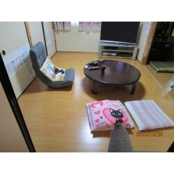 もともと6畳の和室だったお部屋をフローリングの洋室へリフォームしました。