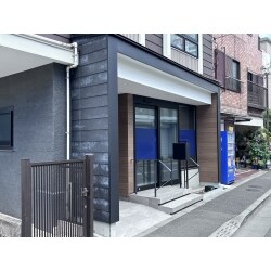 外装改修を含む店舗工事