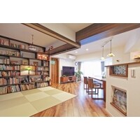 ステンドグラスが彩る回遊できる家