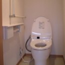 タンクレストイレを設置することで、空間を広く使うことができます。