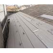 元の屋根の上から防水シート、金属屋根を施工します。