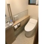 印象ががらりと変わった小型タンクのトイレ空間