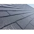 経年劣化により色あせの進行したスレート屋根の塗装工事をしました。
スレート屋根は定期的な塗装が必要です。
使用する塗料にもよりますが13〜15年程度経過している場合はメンテナンス時期かもしれません