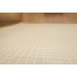  TOTOのお掃除ラクラクほっカラリ床は、クッション性がある床ですべりにくく、また、冬場でも冷っとしません。 